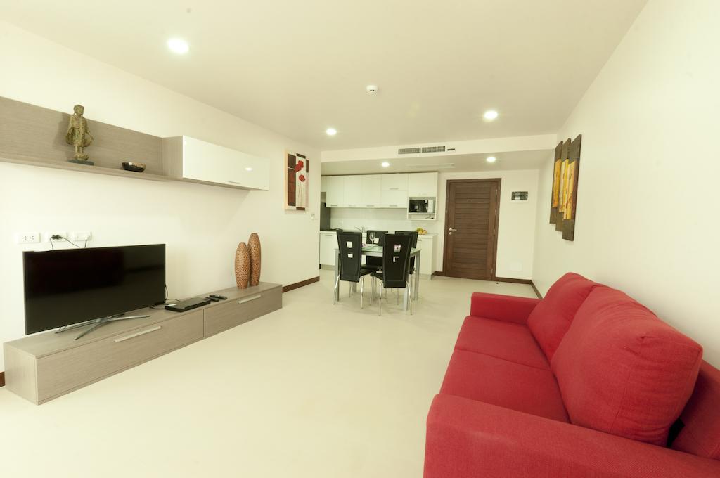 Appartamento Karon Butterfly Phuket Esterno foto