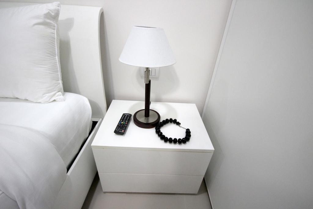 Appartamento Karon Butterfly Phuket Esterno foto