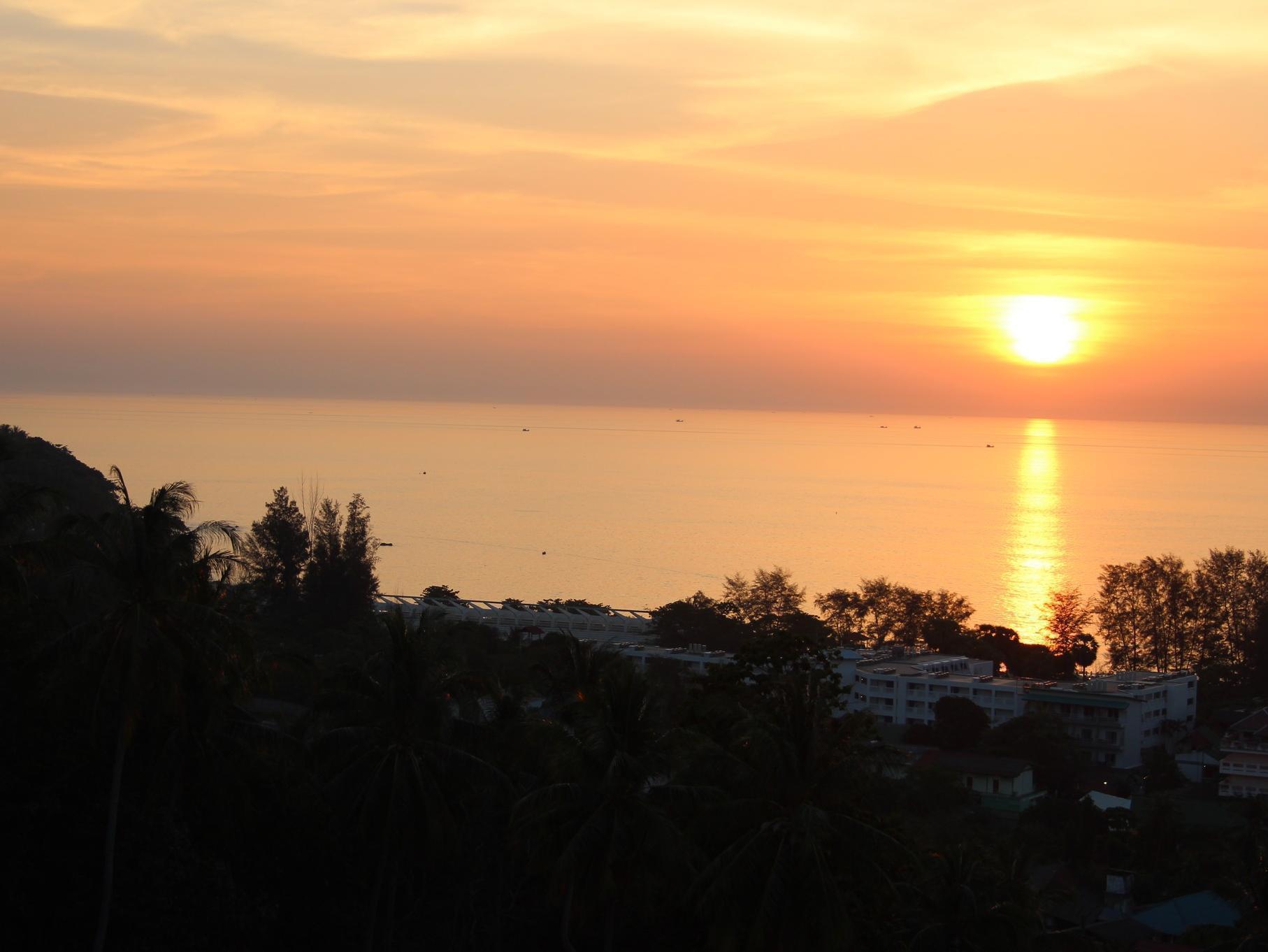 Appartamento Karon Butterfly Phuket Esterno foto